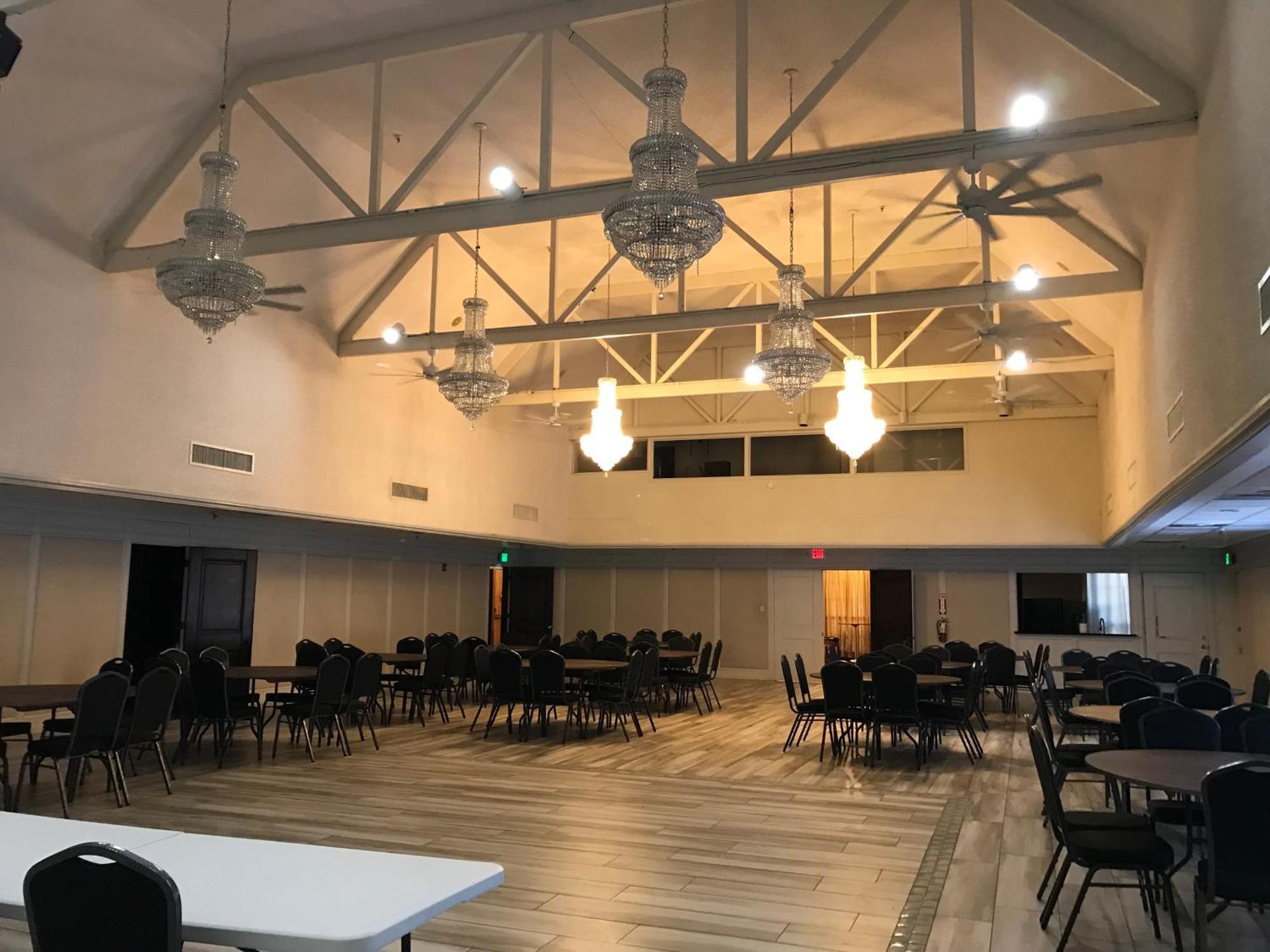 Columbia Lakes Hotel & Conference Center West Columbia Екстер'єр фото